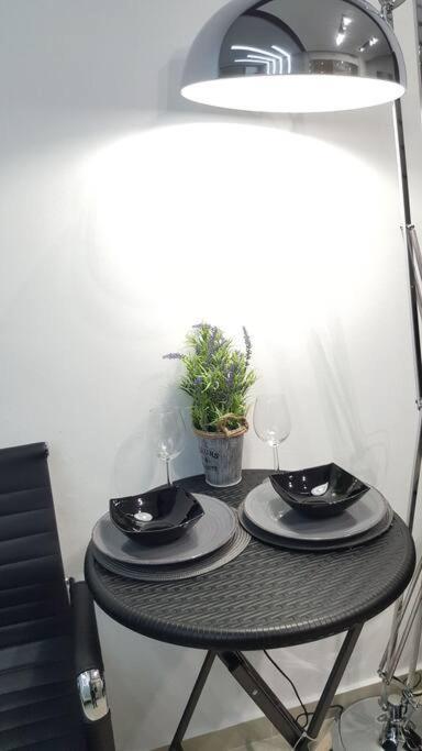 Modern Office Apartment.Wifi,2A/C,Luxury Fur/Tures Thessaloníki Exteriör bild