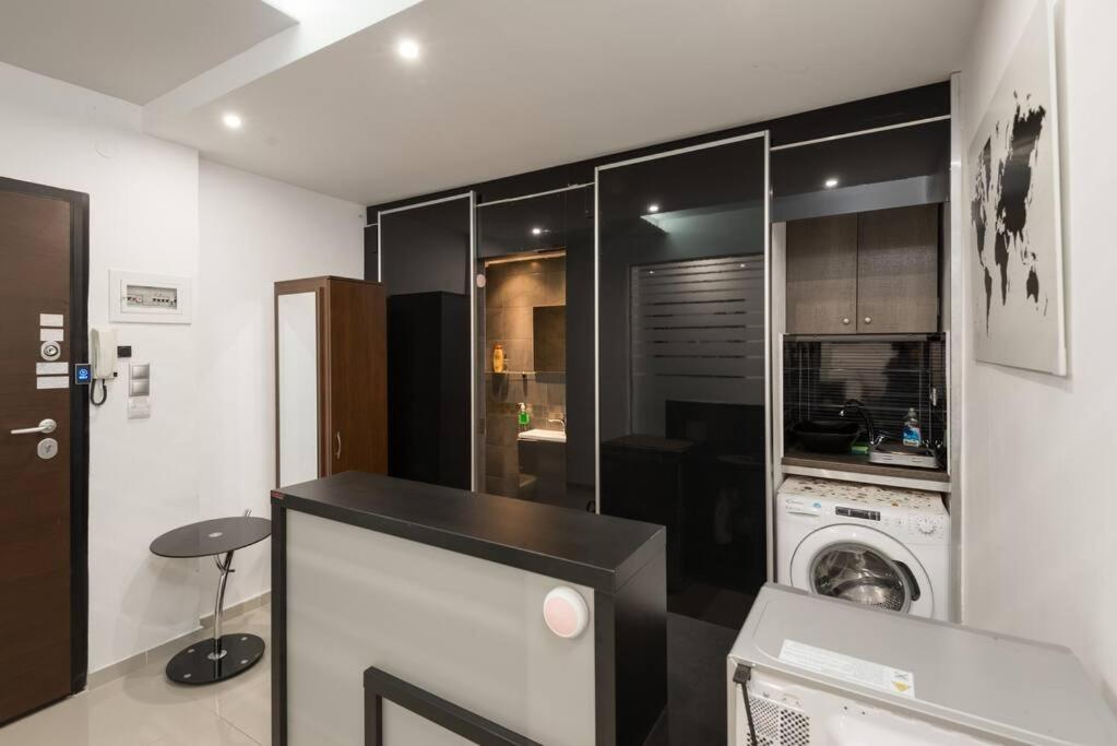 Modern Office Apartment.Wifi,2A/C,Luxury Fur/Tures Thessaloníki Exteriör bild